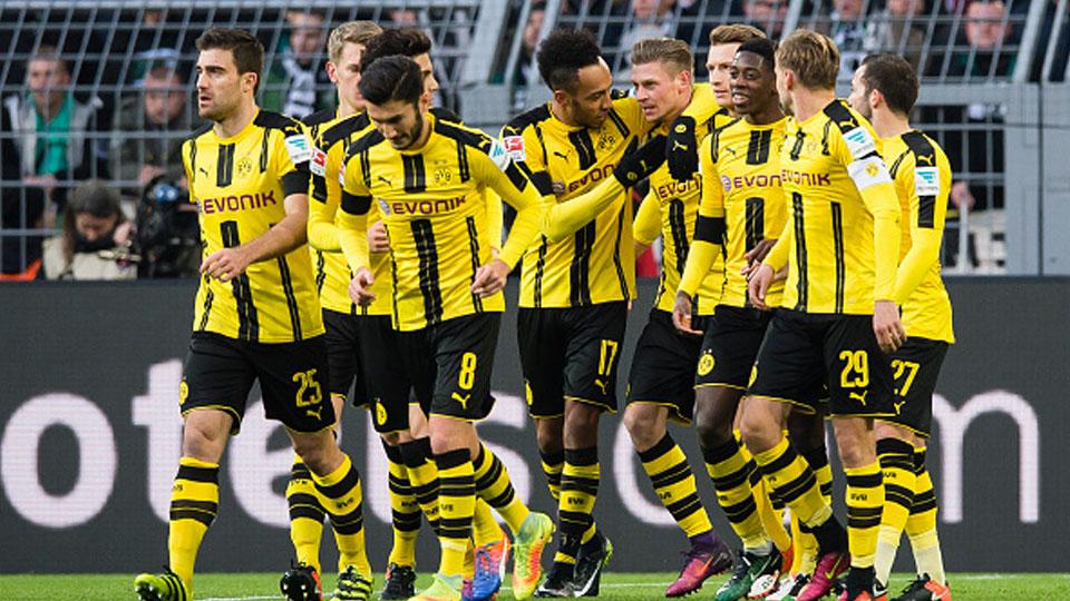 Borussia Dortmund menang 4-1 atas Borussia Monchengladbach. - INDOSPORT